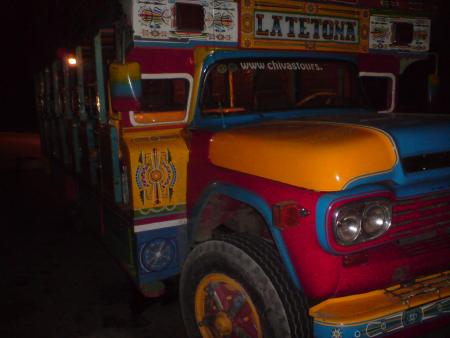 le bus Typique � l'ancienne !! ( old school ! comme disent les jeunes )